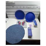 Plates mousepad etc lot