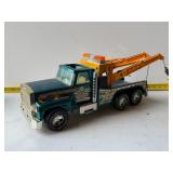 1980s Nylint pressed steel tow truck.
