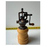 Vintage crank pepper mill