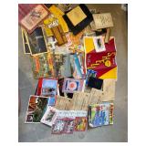 Various vintage paper items lot