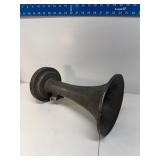 Airchime 2 authentic train horn, very loud tested