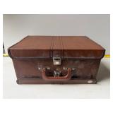 Full cassette tape carrying case