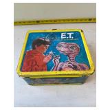 1982 E.T. the Extra-Terrestrial metal lunch box