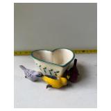 Heart shape bowl and birds