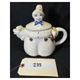 1940s Shawnee Teapot Tom the Piper's Son
