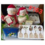 Christmas items: Mr & Mrs Claus, Tin Bucket,...