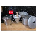 Pressure cooker, strainer & wooden pestle, pot...