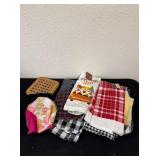 Misc Kitchen Towels & Hot Pads