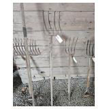 4 Prong Hay Fork