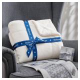 BedsureGentleSoft Sherpa Fleece Throw Blanket50x60