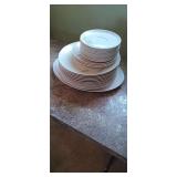 Melmac plate set, 28 pieces