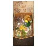 Box of assorted glassware