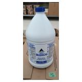 6 one gallon jugs of arocep ultra bleach