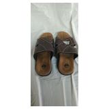 Pair of mens size 11 dockers sandles
