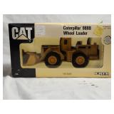 Caterpillar 988B Wheel Loader 1/50 scale