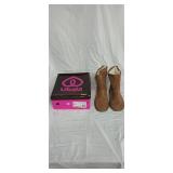 New pair of women's Ukala brand boots