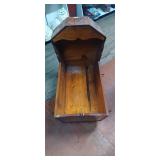 Vintage pine wood baby cradle 21.5' x 36' x 28.5'
