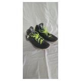 Pair of under armor clutch fit microG size 11 mens