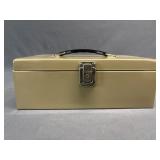 Small Metal safe 7-7/8ï¿½ - 11ï¿½