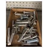 Flat of hex head cap bolts 5/8ï¿½