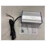 Mini DC-AC mobile power inverter