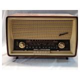 Working Blaupunkt Sultan Radio 14'Hx21'Lx9.25'
