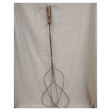 Rug beater