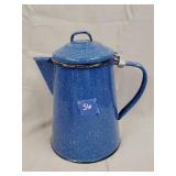 Enamel coffee pot 8'