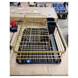 Dish drying rack with mat