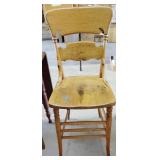 Wood chair 15.5'x14'x39.5'