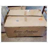 Swiss Madison sublime pedestal sink