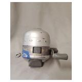 Shakespeare EZ Cast 85 fishing reel
