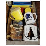 Decor, food containers, Chicago Bears mug