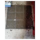 Rubber floor mat 36' x 36'