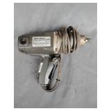 Black and Decker 1/2' drive electric impact works