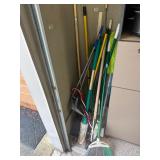 Brooms,Mops Dustpan's,Edger, miscellaneous