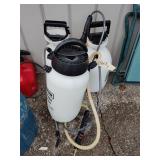 3 hand sprayers 2 gallon capacity