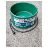Heated pet bowl 1.5 gallon capacity
