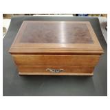 Wooden jewelry box 11' x 7' x 5'