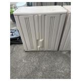Rubbermaid Cabinet 12'x24'x 27'