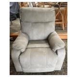 Faux Leather Lift Chair Like New 33.5' W Seat Ht