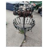 Metal decorative plant holder 23' x 20'