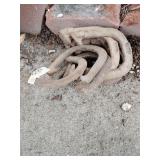 Throwing horseshoes