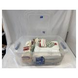 Christmas Towels & Placemats in Tote with Lid