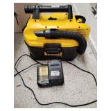 DeWalt 20v 2 gallon wet/dry vacuum with