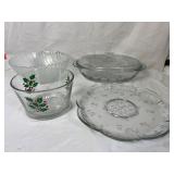 Oblong Lidded Casserole Dish 11'  (2) Glass Bowls