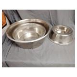 Stainless steel dog bowls