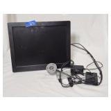 Dynex Digital Photo Frame 14' & Accessories