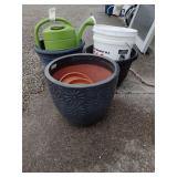 Ceramic flower pot 15' x 13' and plastic planters