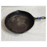 Cast Iron Skillet #8 - 10'